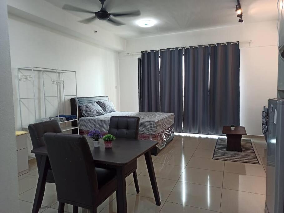 Relax Homestay - The Comfort Just For You Shah Alam Exterior foto